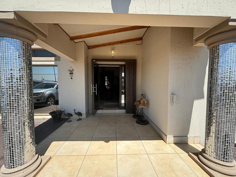 3 Bedroom Property for Sale in Golf Park Gauteng