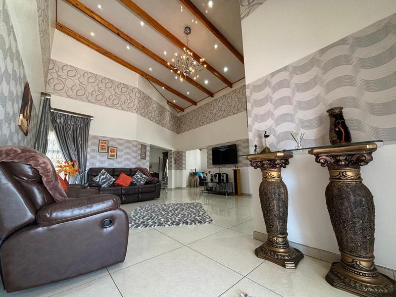 3 Bedroom Property for Sale in Golf Park Gauteng