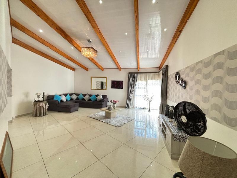 3 Bedroom Property for Sale in Golf Park Gauteng