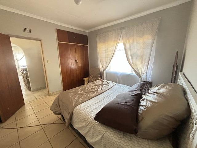 5 Bedroom Property for Sale in Mooilande Gauteng