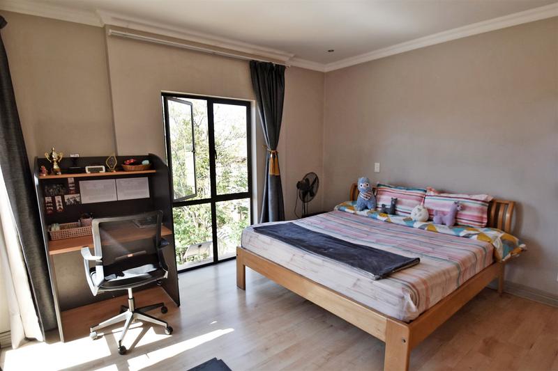 5 Bedroom Property for Sale in Morningside Gauteng