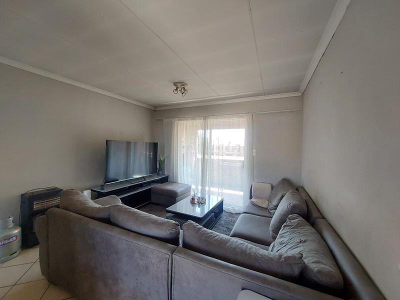 2 Bedroom Property for Sale in Eco Park Gauteng