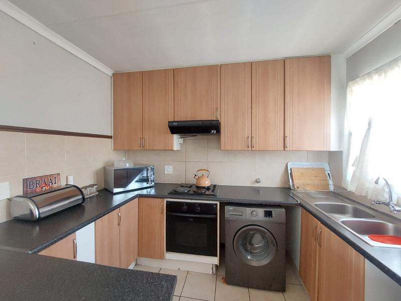 2 Bedroom Property for Sale in Eco Park Gauteng