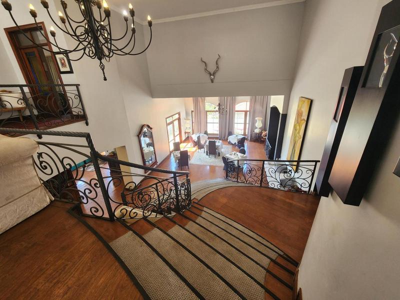 7 Bedroom Property for Sale in Waterkloof Ridge Gauteng