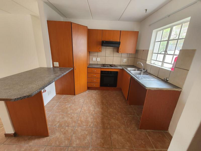 To Let 2 Bedroom Property for Rent in Sonneglans Gauteng