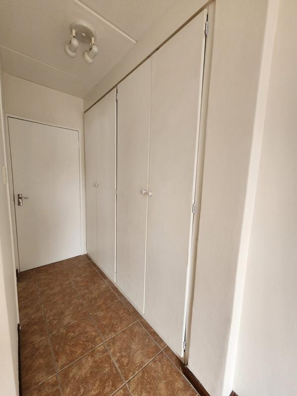 To Let 2 Bedroom Property for Rent in Sonneglans Gauteng