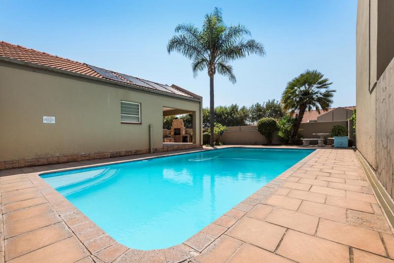 2 Bedroom Property for Sale in Bedford Gardens Gauteng