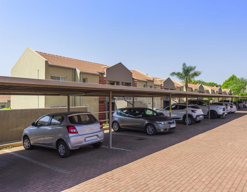 2 Bedroom Property for Sale in Bedford Gardens Gauteng