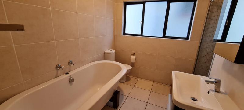 2 Bedroom Property for Sale in Bedfordview Gauteng