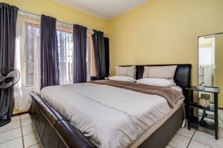 1 Bedroom Property for Sale in Douglasdale Gauteng