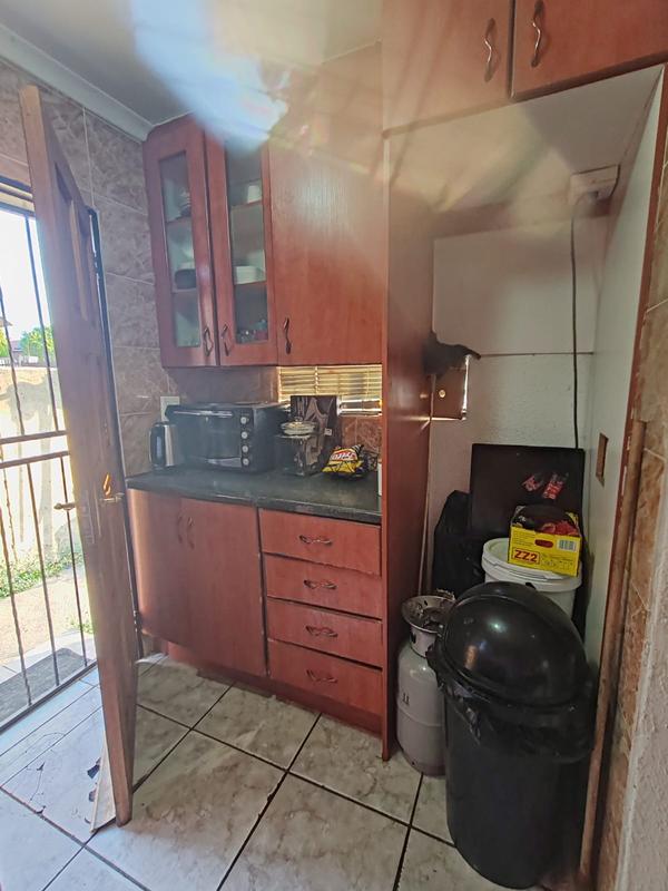 To Let 2 Bedroom Property for Rent in Klipfontein View Gauteng