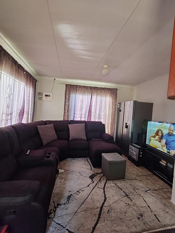 To Let 2 Bedroom Property for Rent in Klipfontein View Gauteng