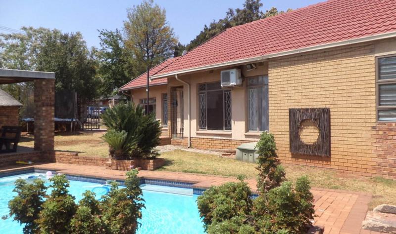 3 Bedroom Property for Sale in Klopperpark Gauteng