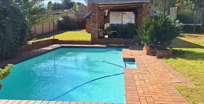 3 Bedroom Property for Sale in Klopperpark Gauteng