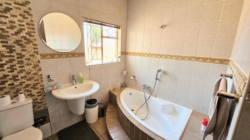 3 Bedroom Property for Sale in Klopperpark Gauteng