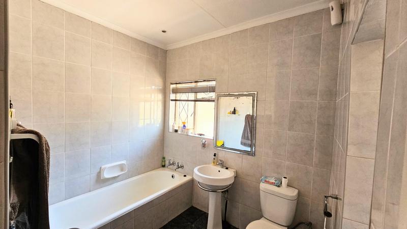 3 Bedroom Property for Sale in Klopperpark Gauteng