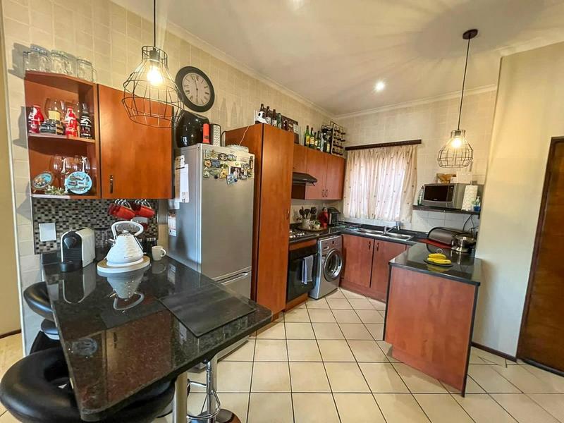 2 Bedroom Property for Sale in Sunnyrock Gauteng