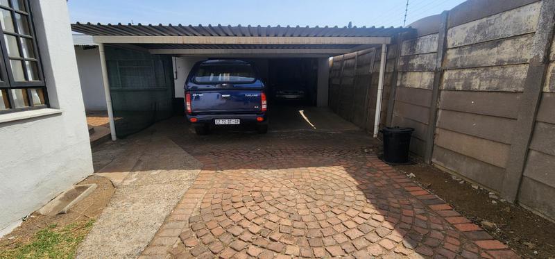 5 Bedroom Property for Sale in Elsburg Gauteng