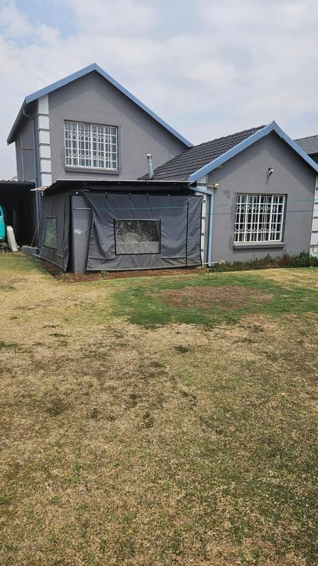 To Let 4 Bedroom Property for Rent in Sonneveld Gauteng