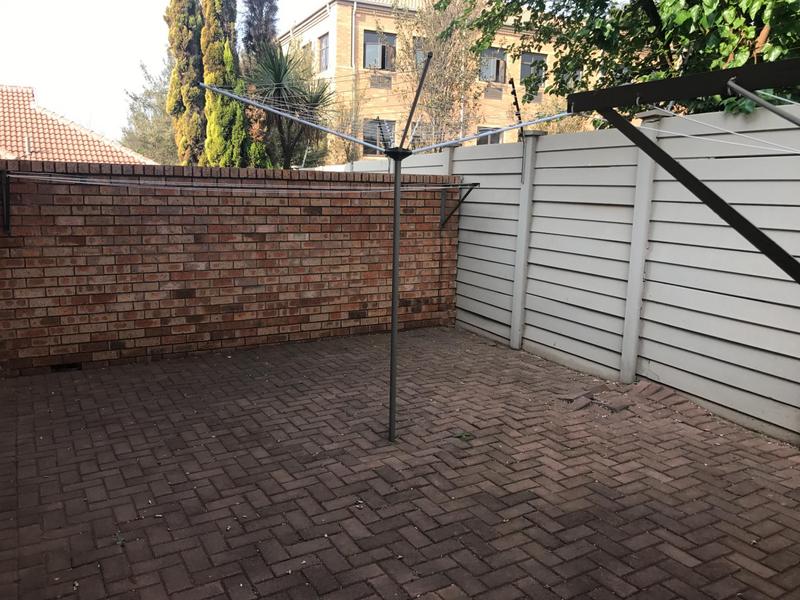 To Let 2 Bedroom Property for Rent in Faerie Glen Gauteng