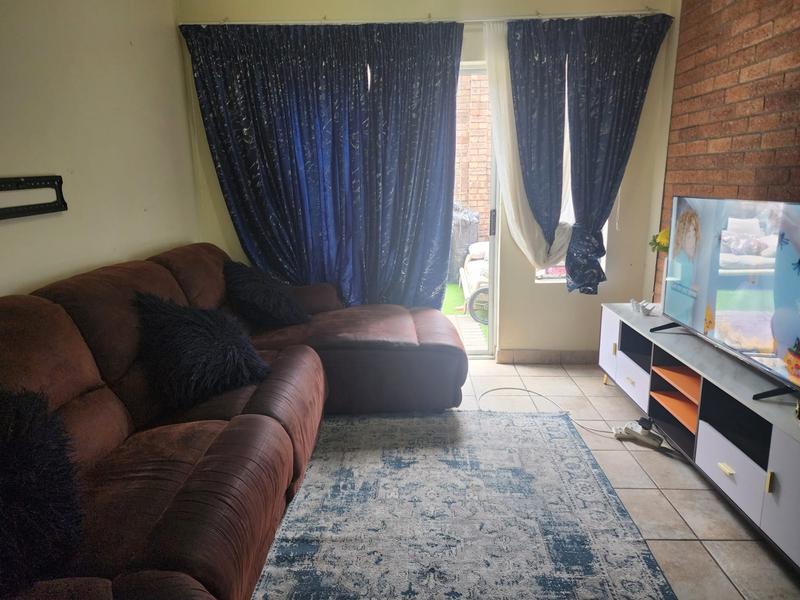 2 Bedroom Property for Sale in Amberfield Gauteng