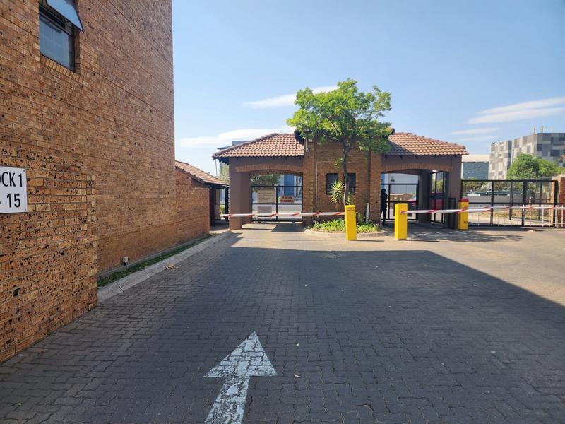 3 Bedroom Property for Sale in Erand Gardens Gauteng