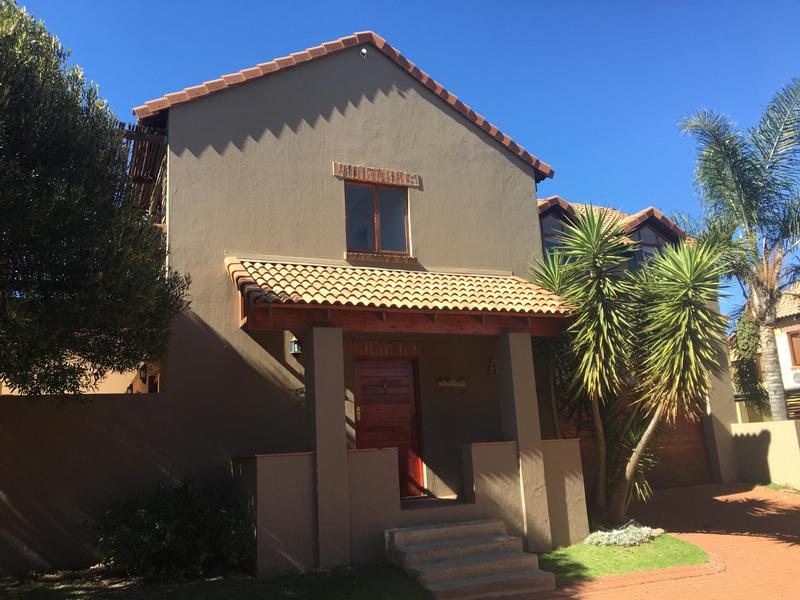 To Let 3 Bedroom Property for Rent in Erand Gardens Gauteng