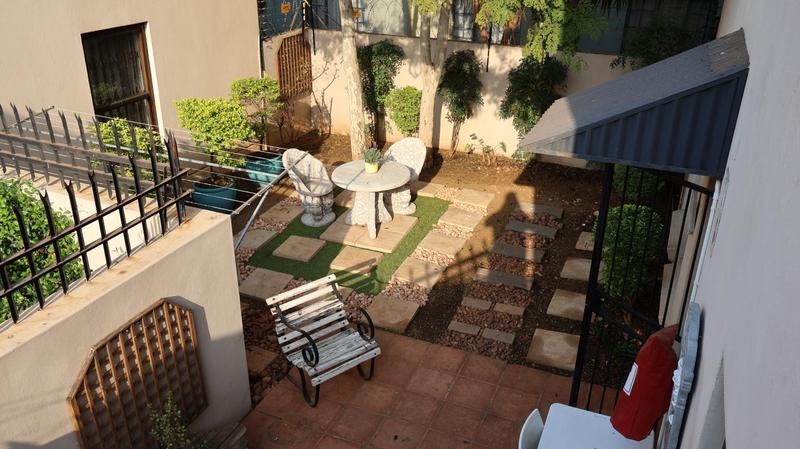 2 Bedroom Property for Sale in Gezina Gauteng