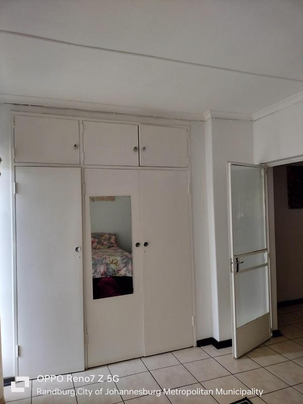 1 Bedroom Property for Sale in Ferndale Gauteng