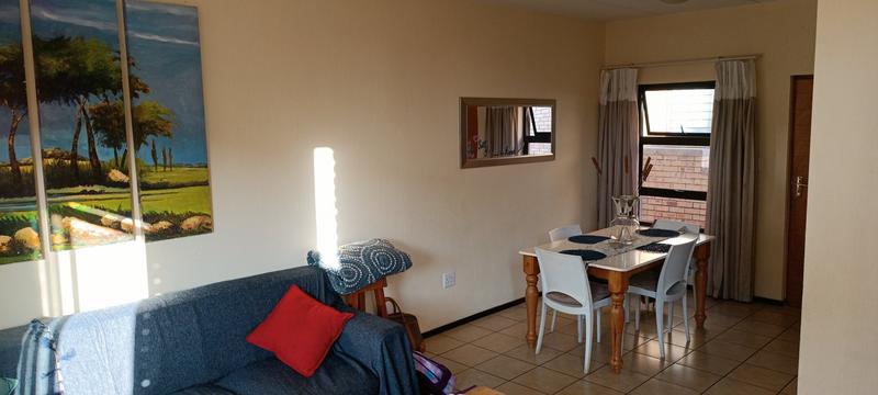 To Let 2 Bedroom Property for Rent in Helderkruin Gauteng