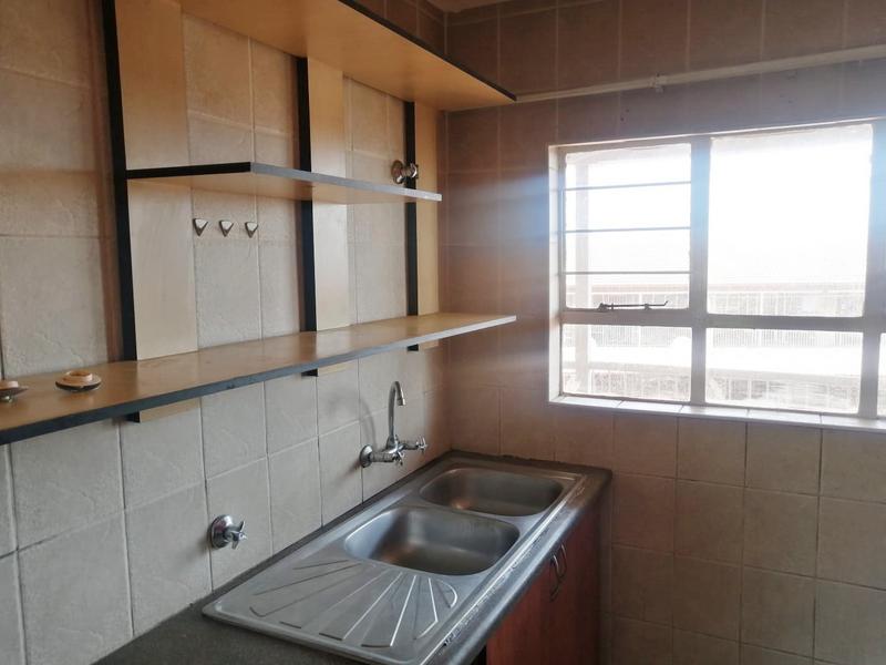 To Let 2 Bedroom Property for Rent in Noordheuwel Gauteng