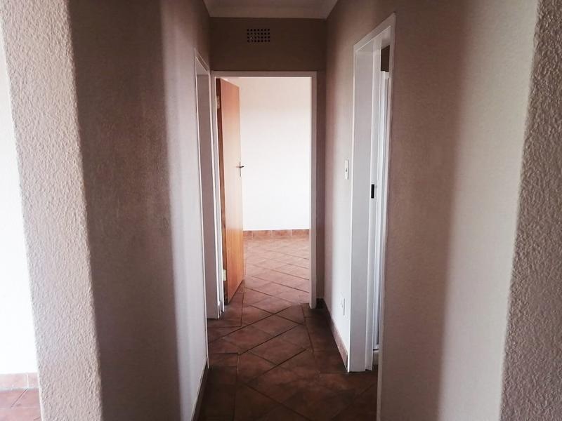 To Let 2 Bedroom Property for Rent in Noordheuwel Gauteng