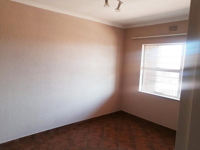 To Let 2 Bedroom Property for Rent in Noordheuwel Gauteng