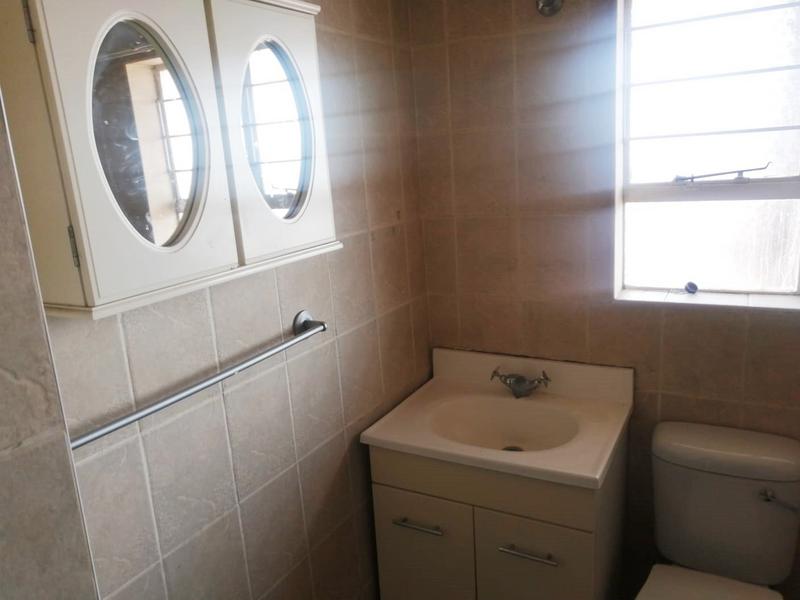 To Let 2 Bedroom Property for Rent in Noordheuwel Gauteng