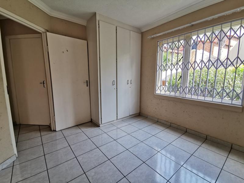 To Let 2 Bedroom Property for Rent in Rangeview Gauteng