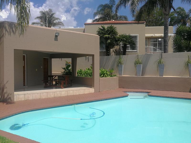 To Let 2 Bedroom Property for Rent in Rangeview Gauteng