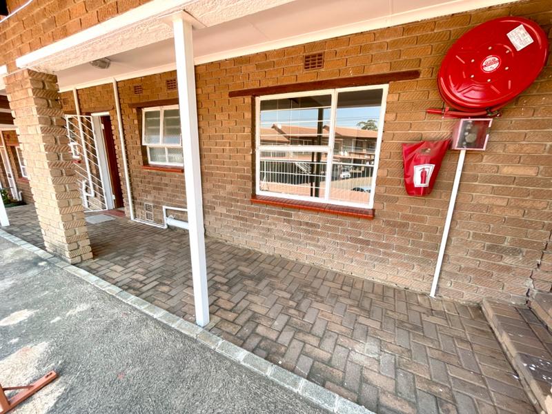 2 Bedroom Property for Sale in Noordheuwel Gauteng