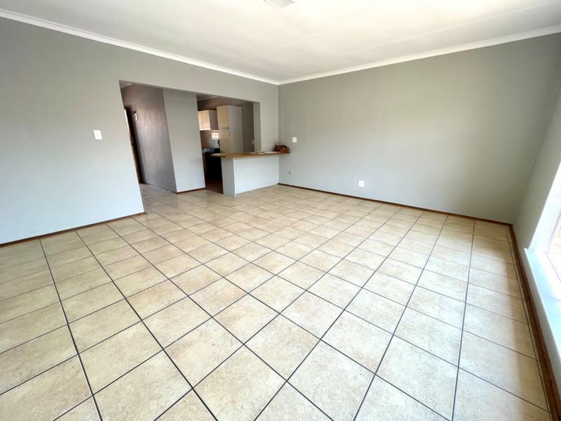 2 Bedroom Property for Sale in Noordheuwel Gauteng