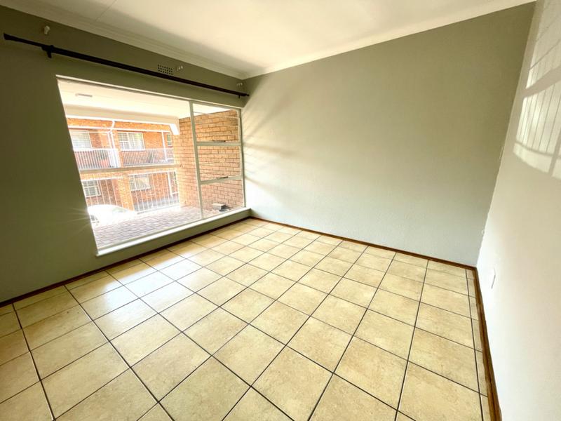 2 Bedroom Property for Sale in Noordheuwel Gauteng