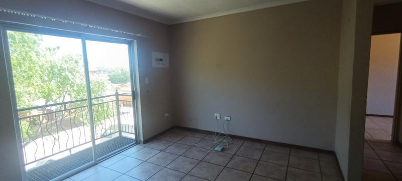 2 Bedroom Property for Sale in Weltevreden Park Gauteng