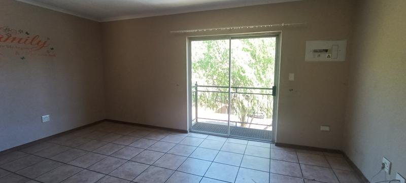 2 Bedroom Property for Sale in Weltevreden Park Gauteng