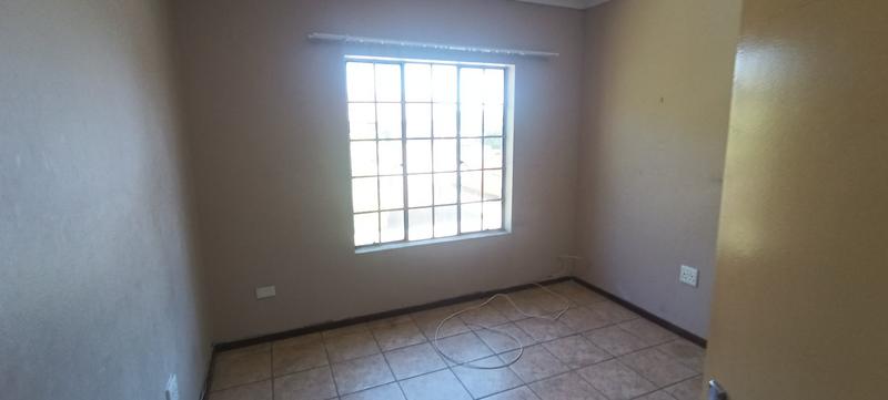 2 Bedroom Property for Sale in Weltevreden Park Gauteng