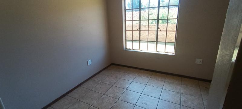 2 Bedroom Property for Sale in Weltevreden Park Gauteng