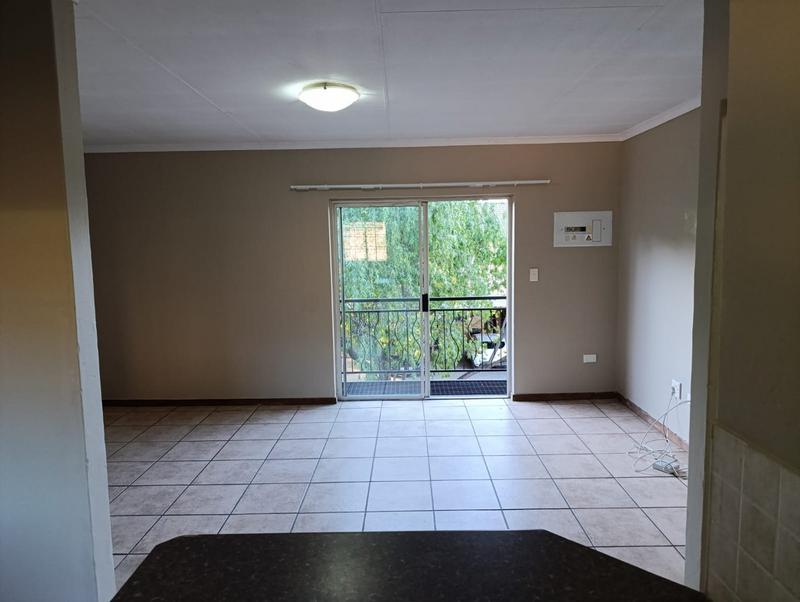 2 Bedroom Property for Sale in Weltevreden Park Gauteng