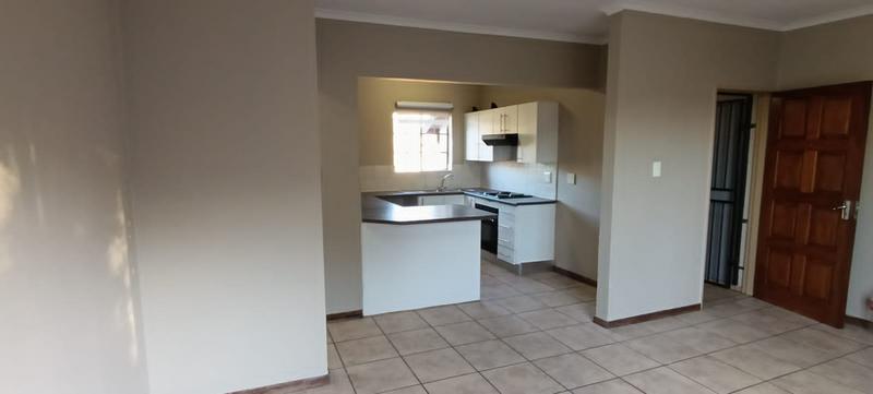 2 Bedroom Property for Sale in Weltevreden Park Gauteng