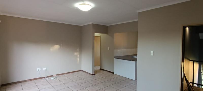 2 Bedroom Property for Sale in Weltevreden Park Gauteng