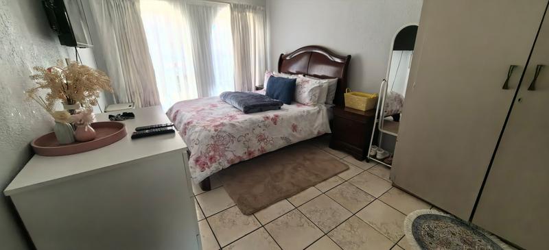 3 Bedroom Property for Sale in Witpoortjie Gauteng