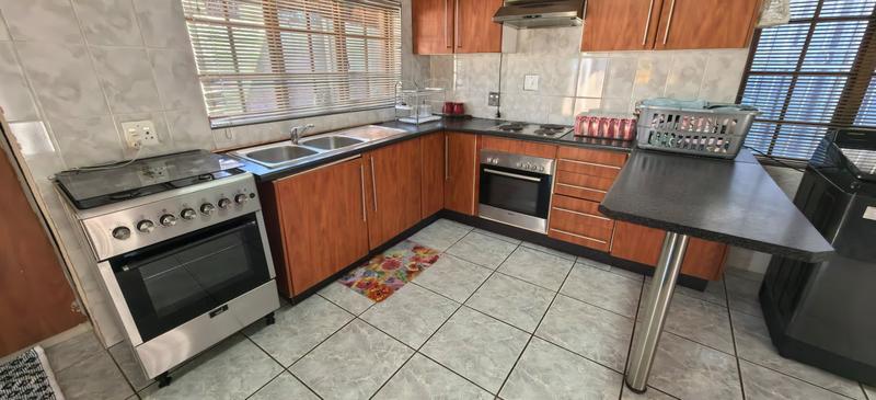 3 Bedroom Property for Sale in Witpoortjie Gauteng