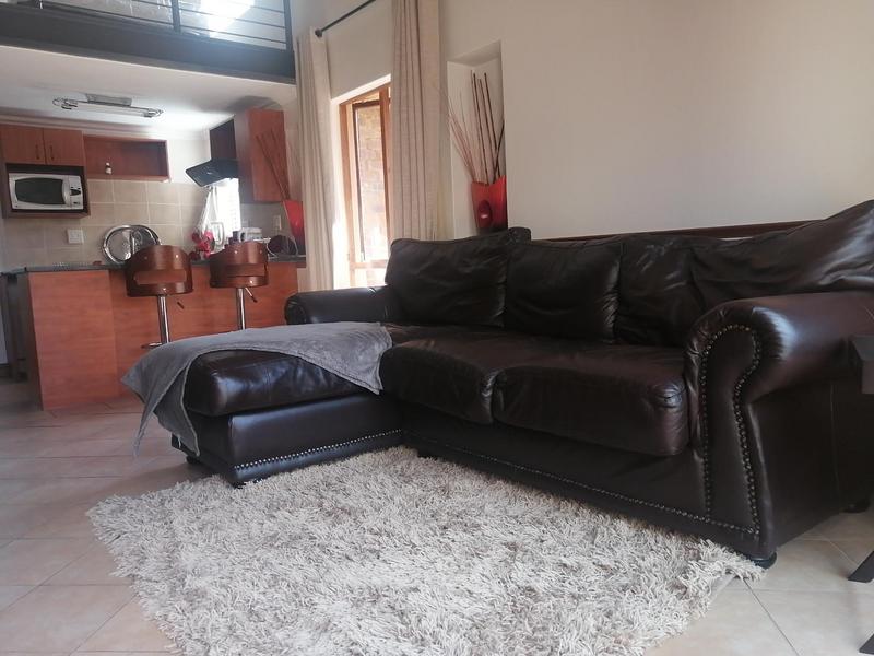 To Let 1 Bedroom Property for Rent in Halfway Gardens Gauteng