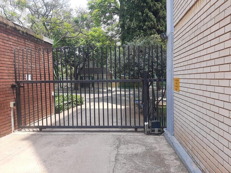 2 Bedroom Property for Sale in Sunnyside Gauteng